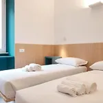 Station To Station Rome Ensuite Rooms